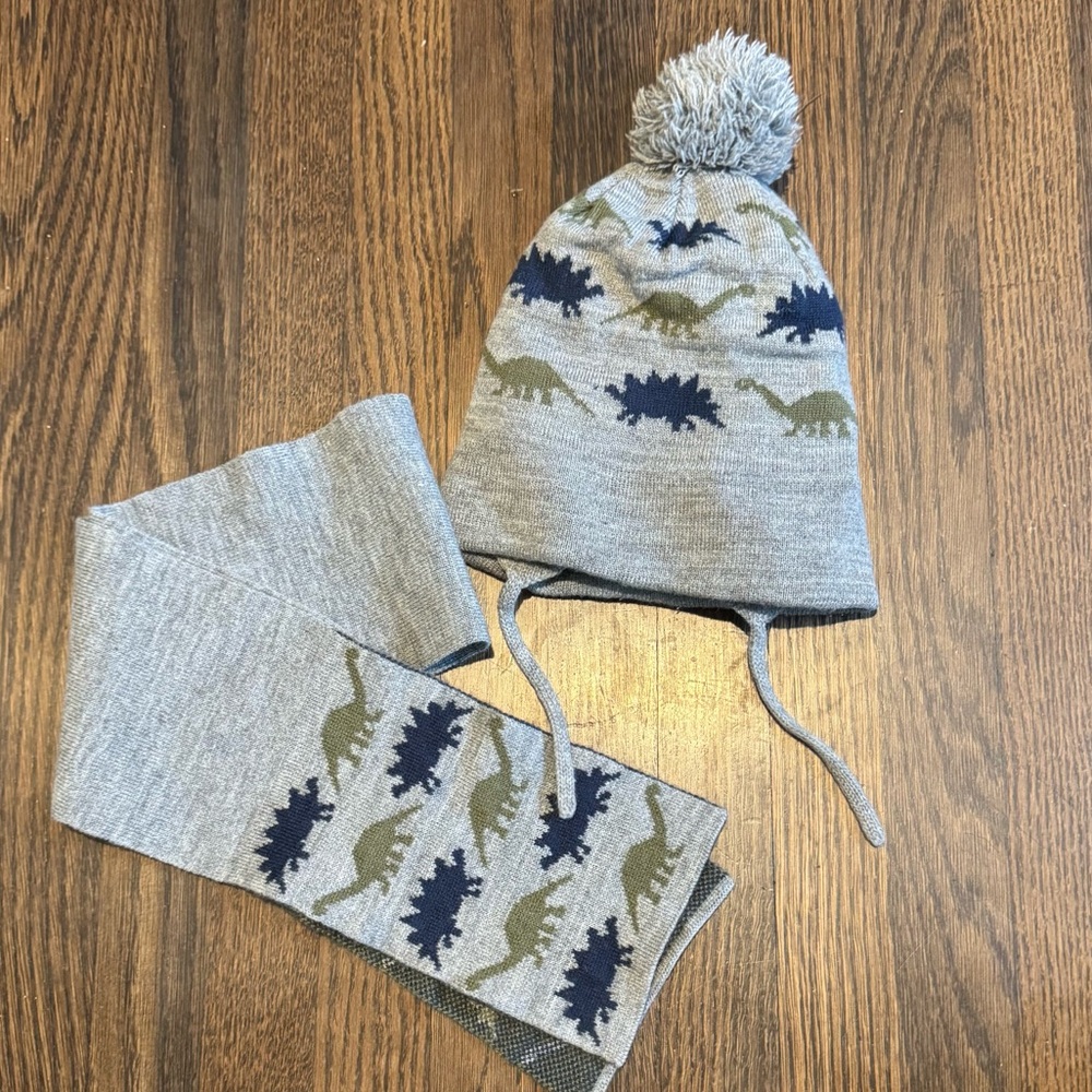 Zara Kids Dinosaur Knit Hat and Scarf Set - Gray and Olive